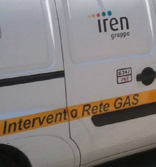 Fuga di gas in via Coronata, strada chiusa per 20 minuti 