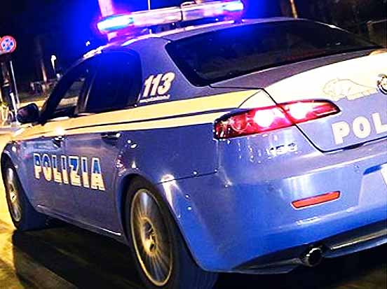 Baristi negano ingresso ad un minorenne, rissa e sei arresti 