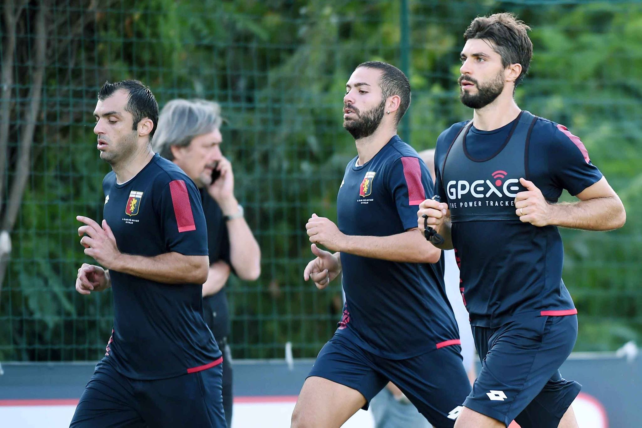Genoa, si torna in campo martedì per iniziare la marcia verso il derby di sabato 