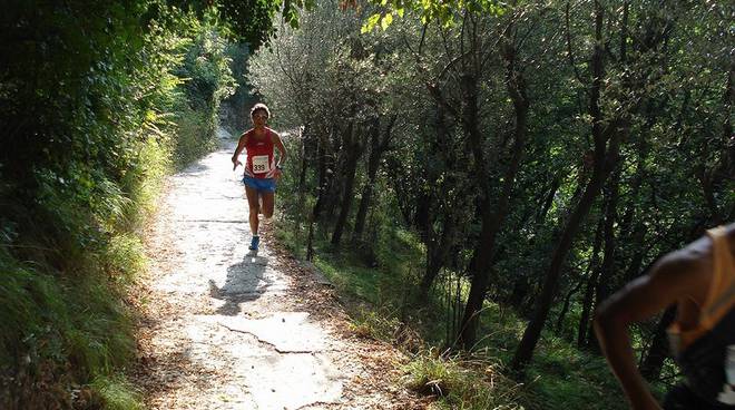 Podismo Uisp, domenica il 'Giro dell'Acquedotto storico di Genova' 