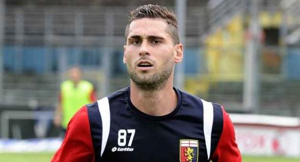 Genoa, Rosi sfida l'ex Crotone e spiega: 