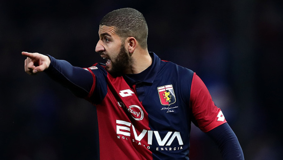 Genoa, Taarabt festeggia dopo il Crotone: 