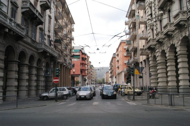 Pedone investito da un'auto, ricoverato per accertamenti