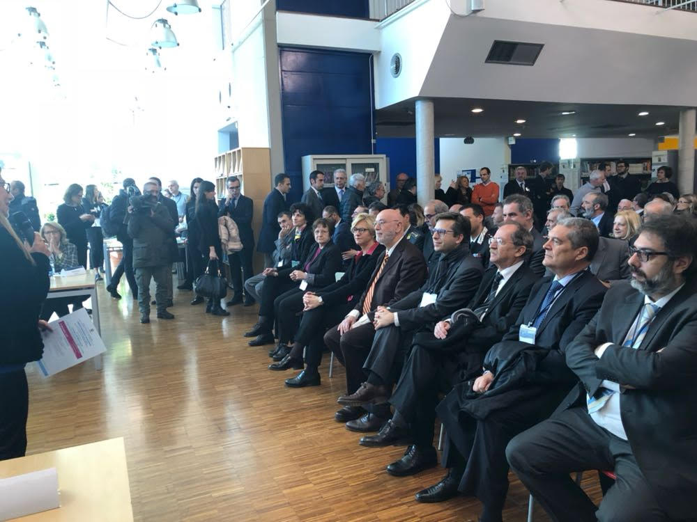 Al Campus la prima palazzina non connessa a una rete pubblica