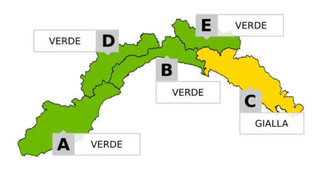 Meteo, ancora pioggia e mareggiate: allerta gialla su Entella, Vara e Magra