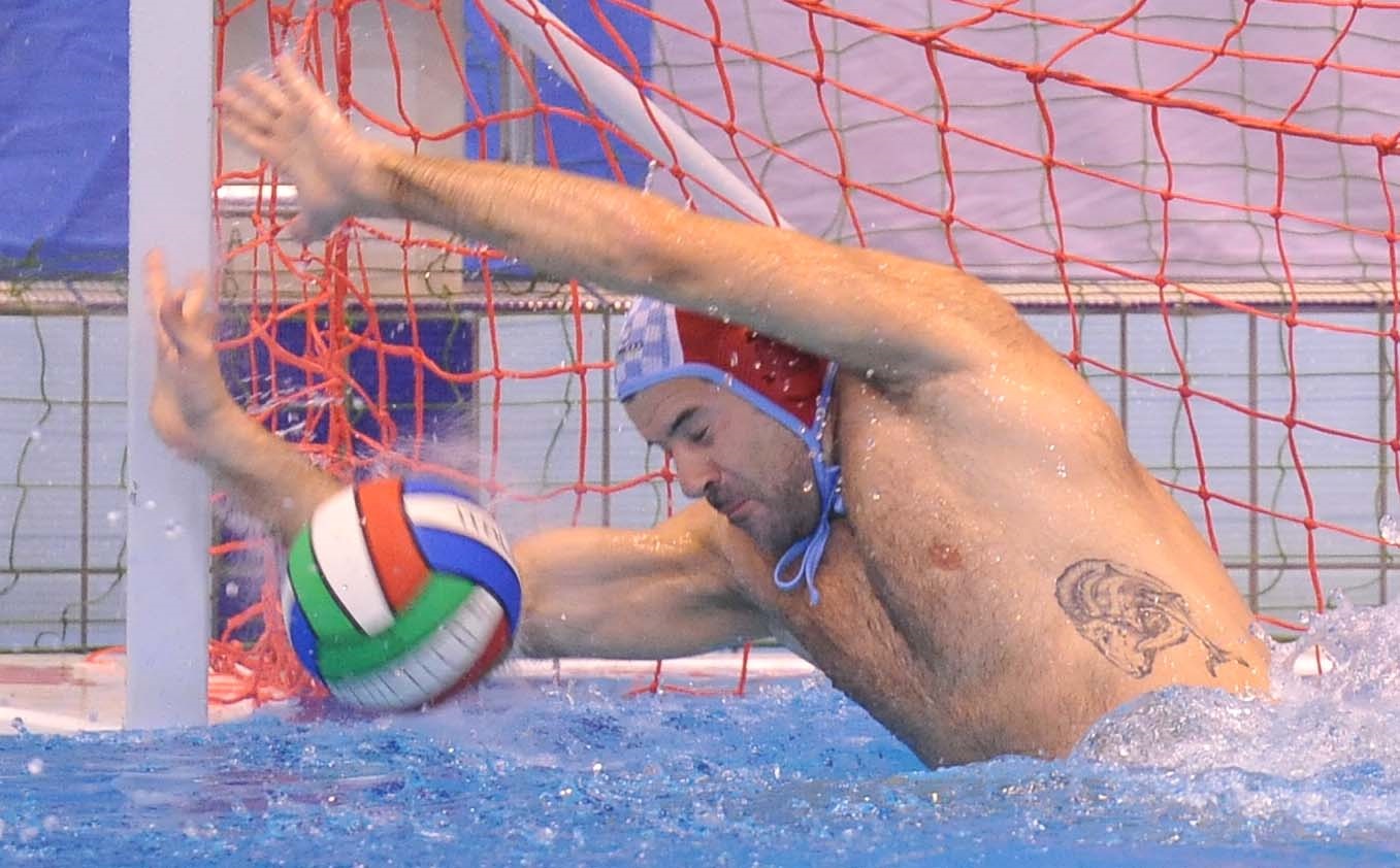 Pallanuoto, la Pro Recco  espugna la Scandone di Napoli nella nona giornata di campionato
