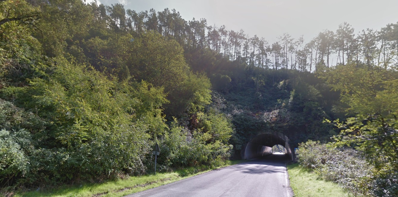 Monterosso, frana a Soviore: strada aperta a senso unico alternato