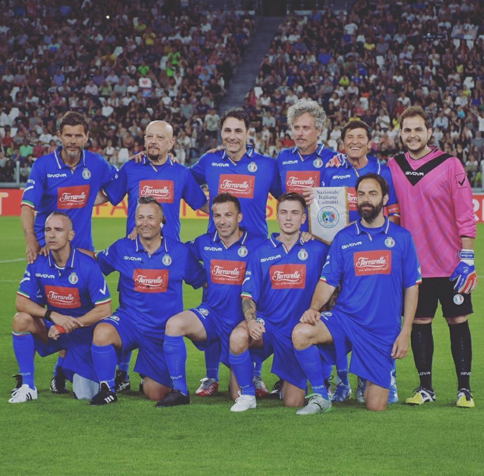 Calcio e solidarietà, l'annuncio di Toti: 