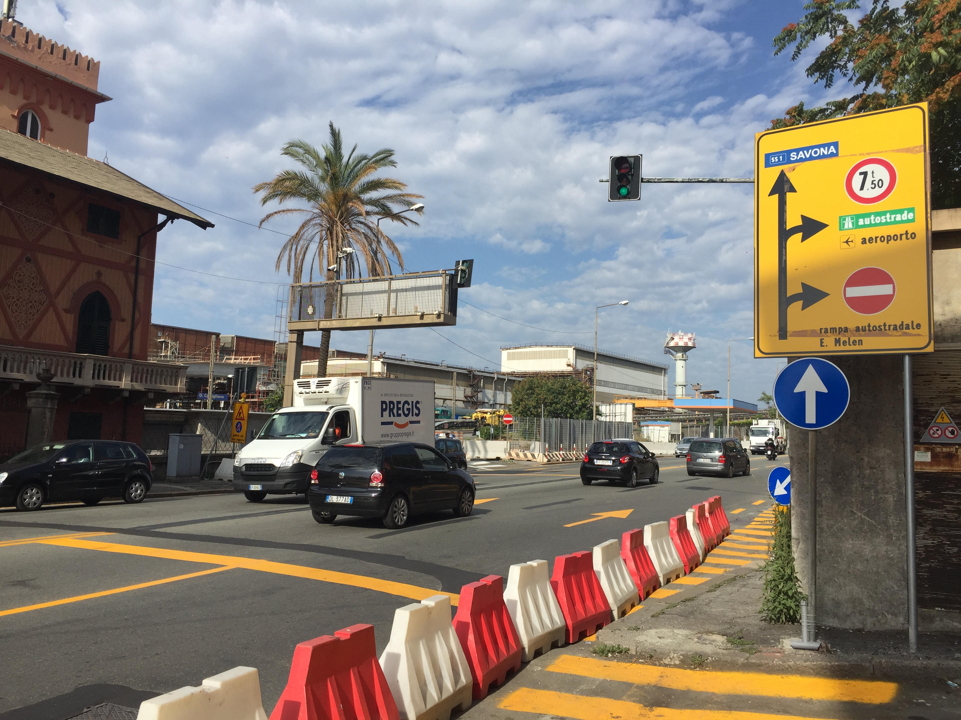 Rampa di Cornigliano, semaforo sotto accusa. Municipio 