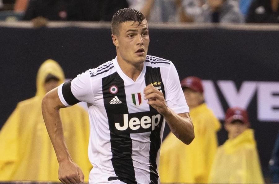 Genoa, è fatta per Favilli in rossoblù: chiusa la trattativa con la Juventus 