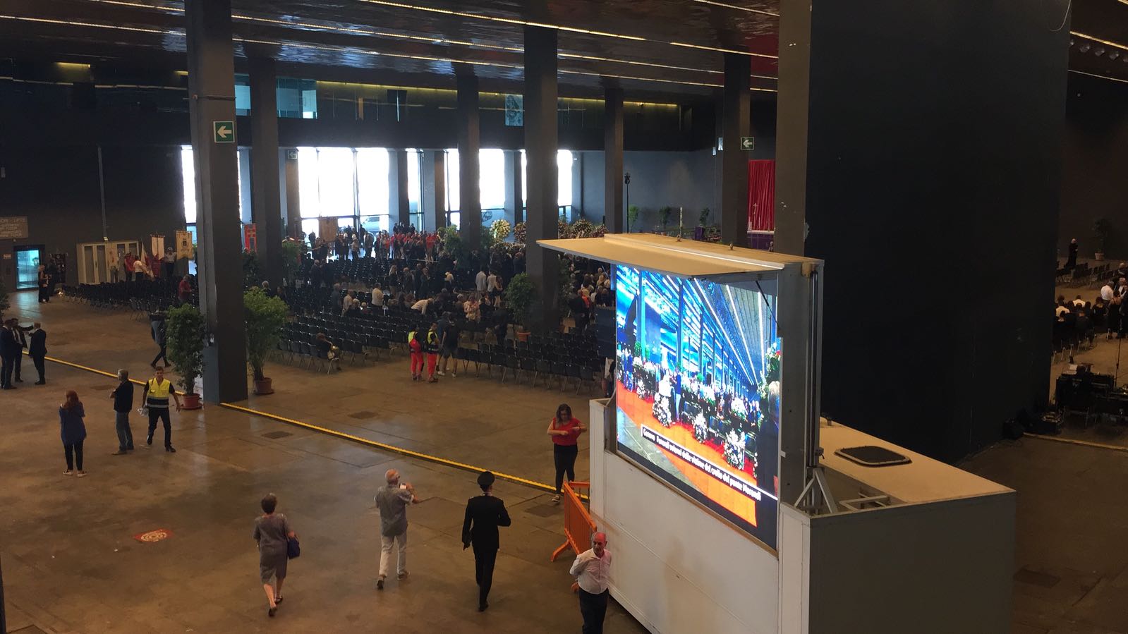 Crollo Ponte Morandi, maxi schermo in piazza De Ferrari per seguire i funerali di Stato 