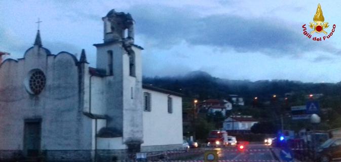 Fulmine fa crollare campanile della chiesa di San Cipriano a Beverino