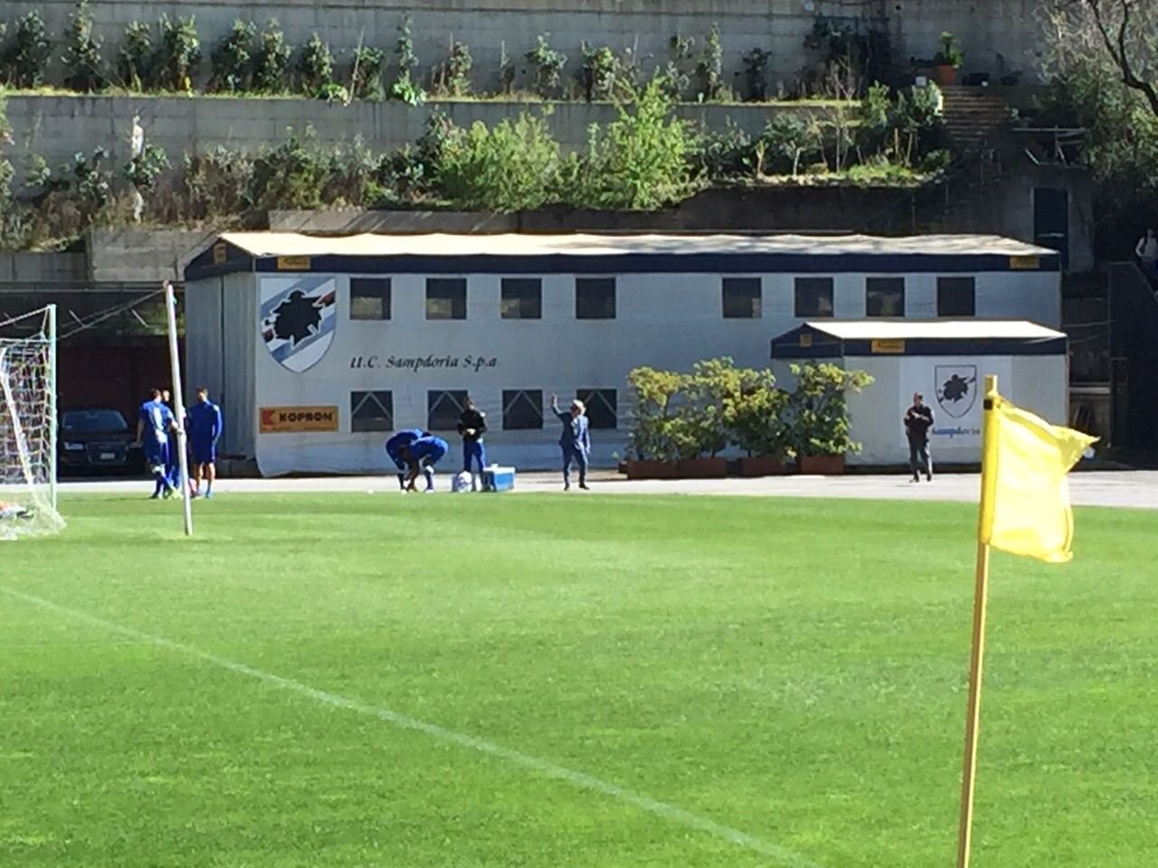 Sampdoria, allenamento di scarico a Bogliasco: Caprari in miglioramento