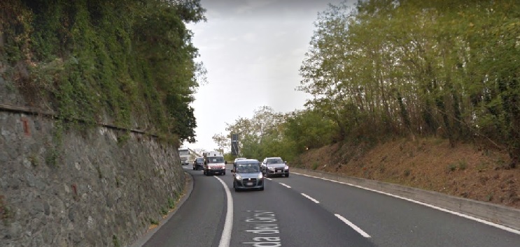 Tir contromano in A7, le auto schivano il mezzo pesante