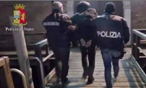 Su di lui 76 capi di imputazione, espulso un tunisino 