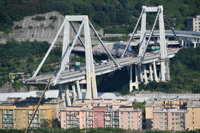 Demolizione ponte Morandi, presentato il piano per il moncone Est