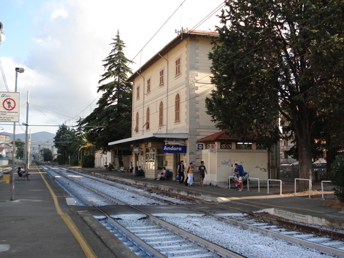 Ferrovie, ripreso dopo cinque ore il traffico sulla Alassio - Andora