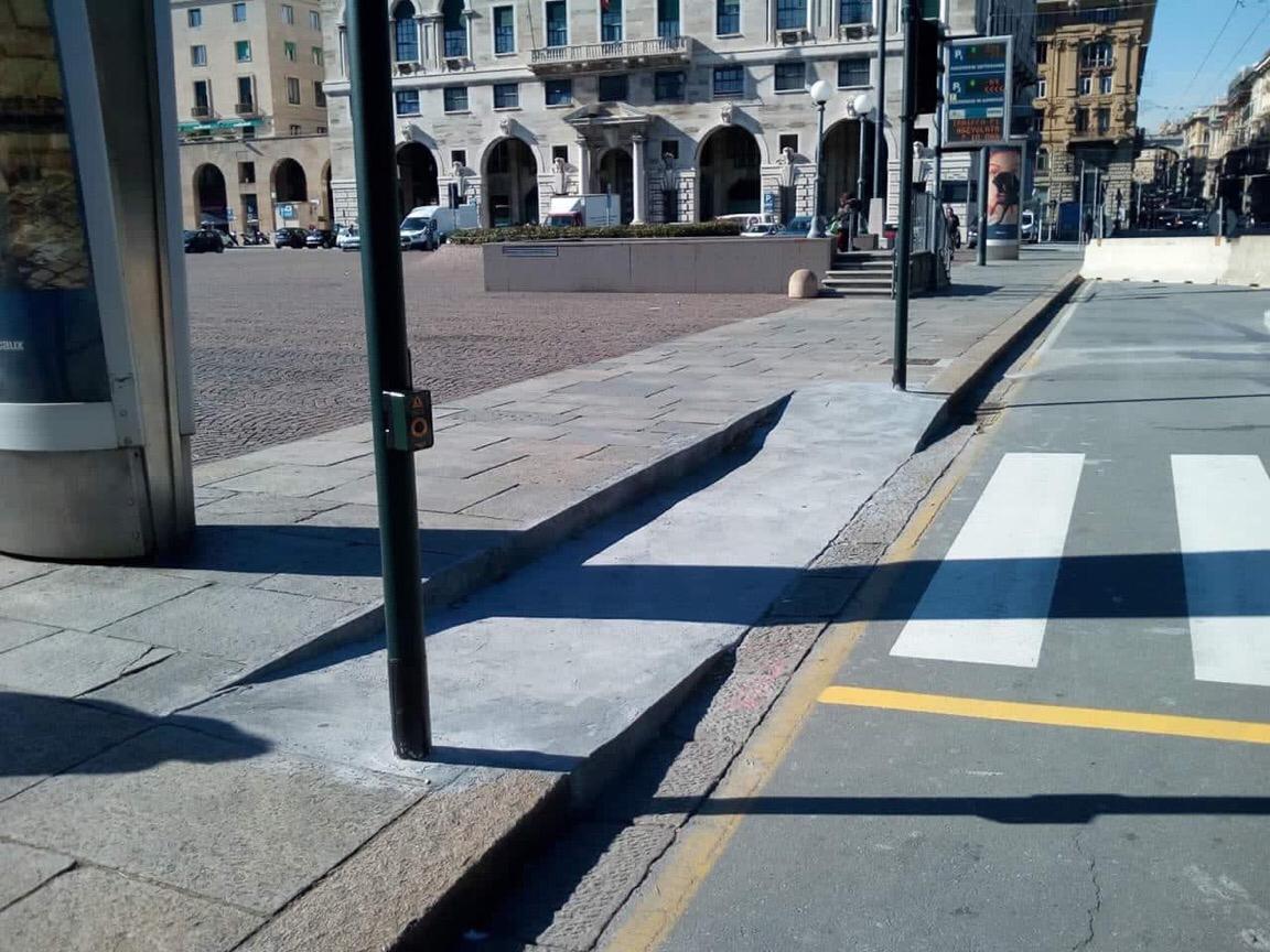 La disabilità in piazza della Vittoria: attraversamento pedonale o rally in carrozzina?
