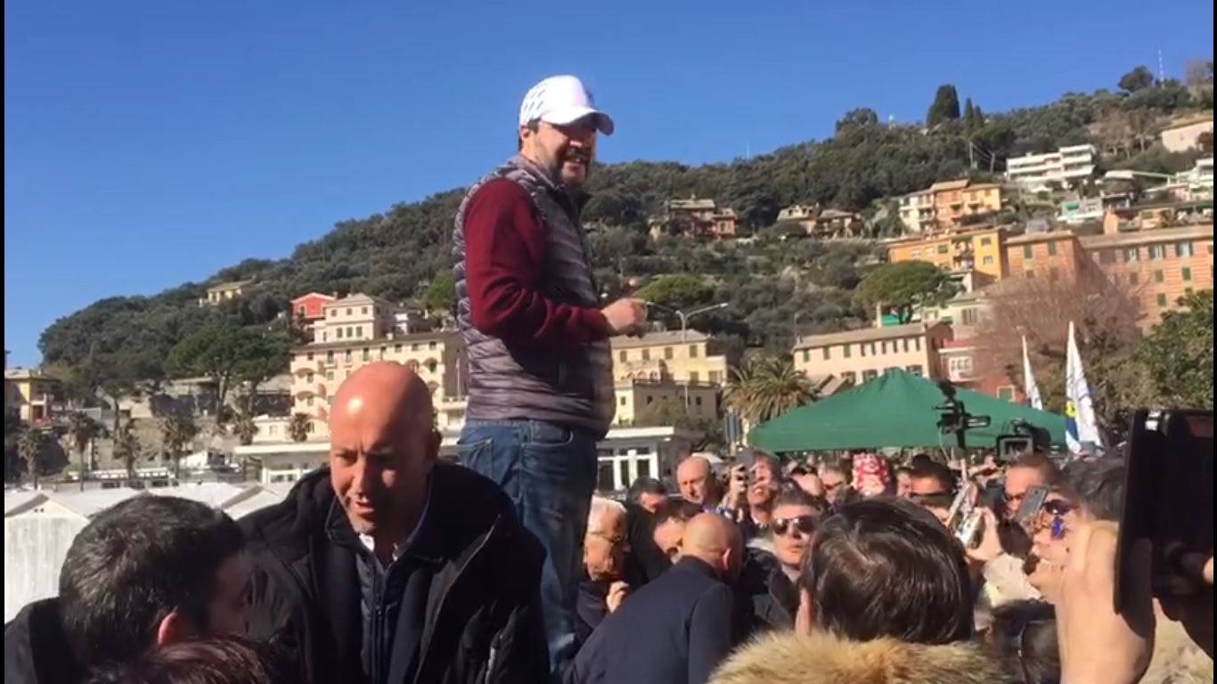 https://www.primocanale.it/materialiarchivio/immagininews/20190224132045-Salvini_a_Recco.jpg