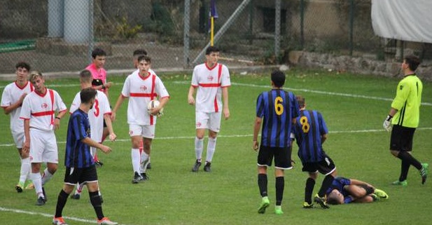 Rissa tra giocatori della Juniores, daspo a un minorenne