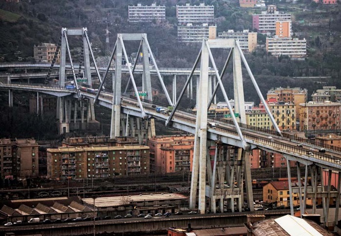 https://www.primocanale.it/materialiarchivio/immagininews/20190521135419-ponte_morandi_intero.jpg