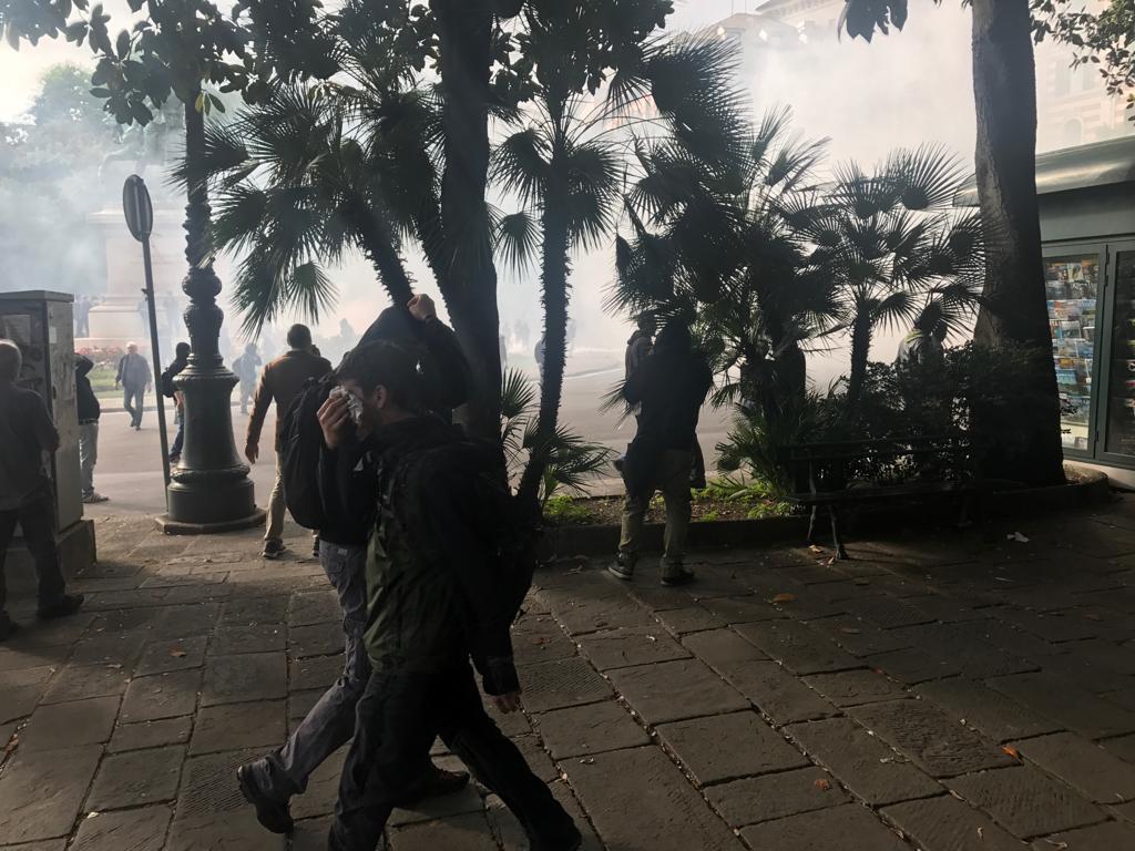 Giornalista picchiato dalla polizia, parla il procuratore Cozzi: 