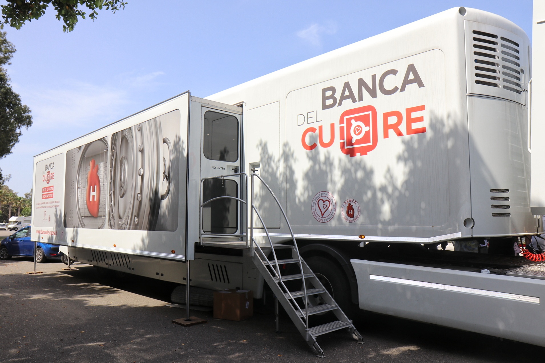 Malattie cardiache, fino a giovedì a Sanremo il Truck Tour Banca del cuore
