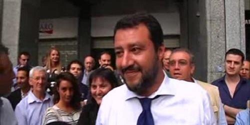Salvini su Facebook: 