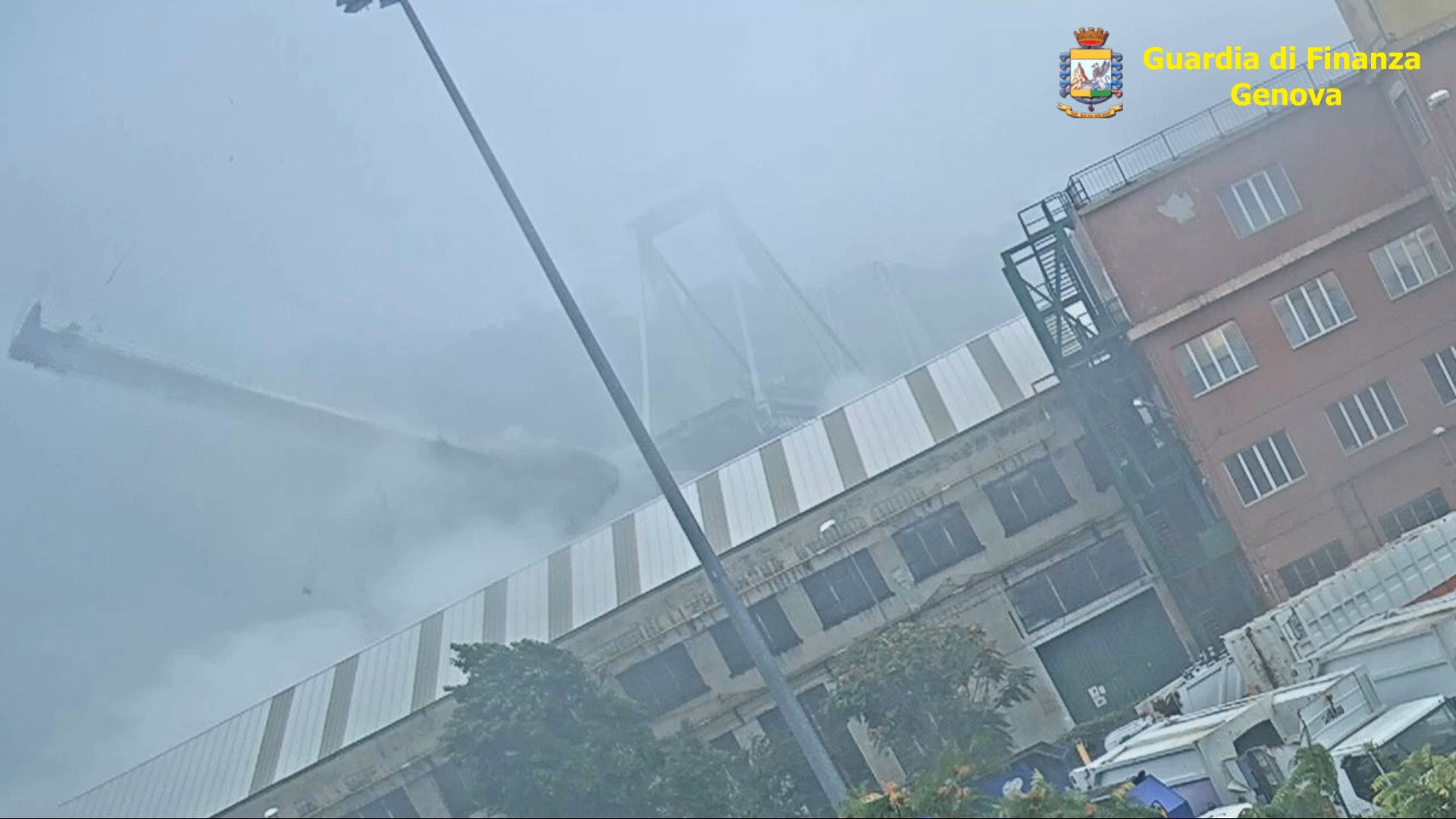 Crollo ponte Morandi, Toti: 