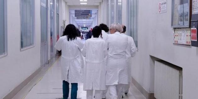 Caldo e ospedali affollati, Viale a Primocanale: 