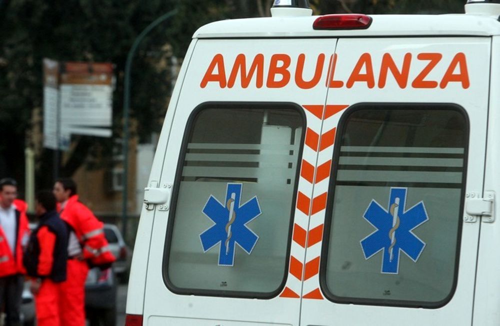 Varigotti, scontro tra auto e moto. Grave il centauro 