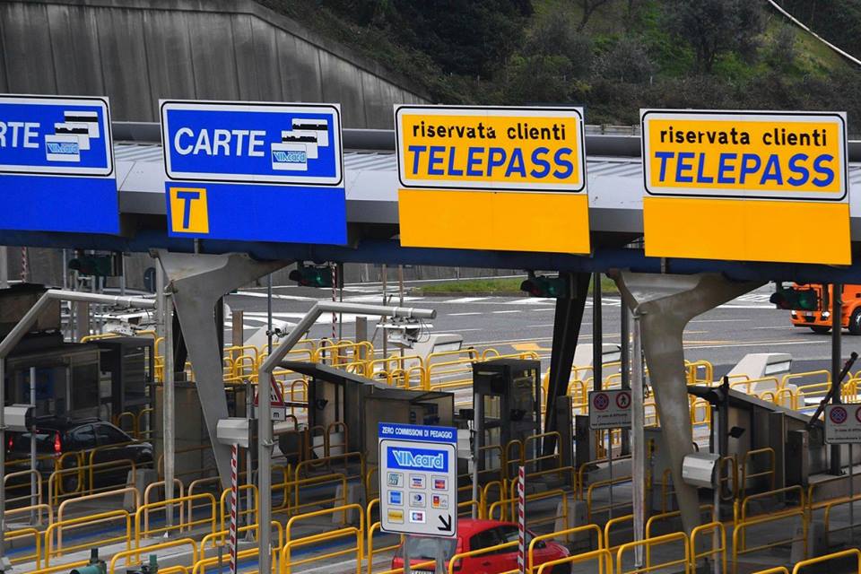 Lavori sulla A10, per quattro notti chiuso tratto tra Genova Aeroporto e Pra'
