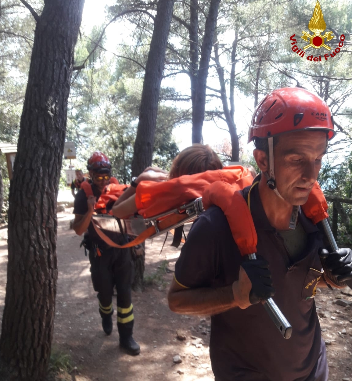 Malore su sentiero a Montemarcello, soccorsa turista sessantenne
