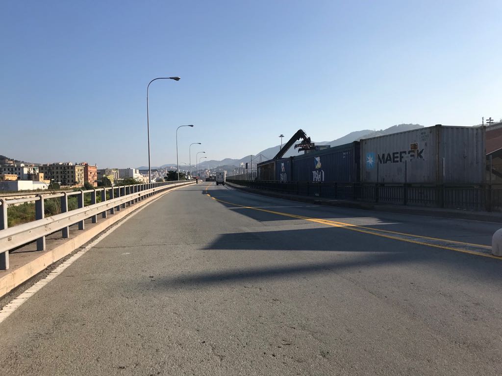 Riapre lunedì mattina via Perlasca, l'ultima strada ancora chiusa per i lavori del ponte