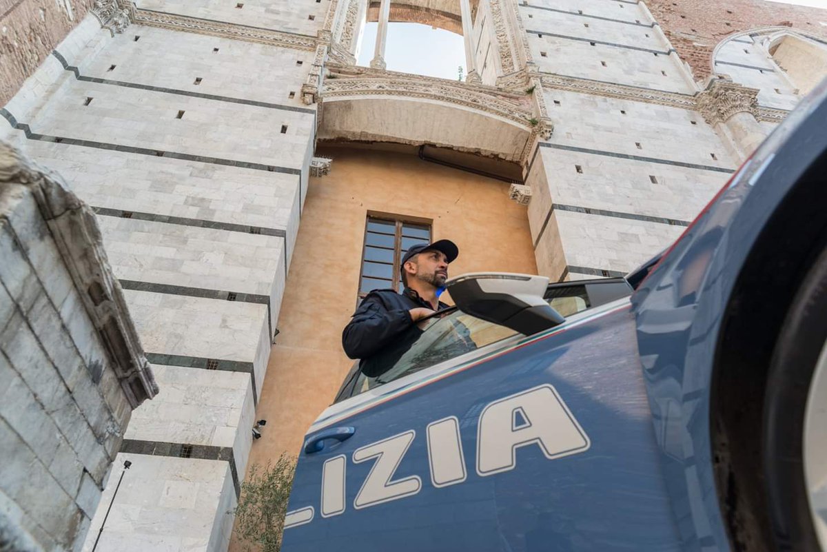 Oltre 1 quintale di droga sul furgone, un arresto a Ventimiglia