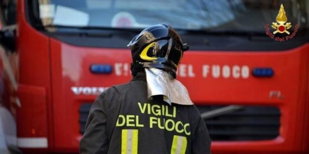 Auto precipita da una fascia, feriti marito e moglie nell'Imperiese