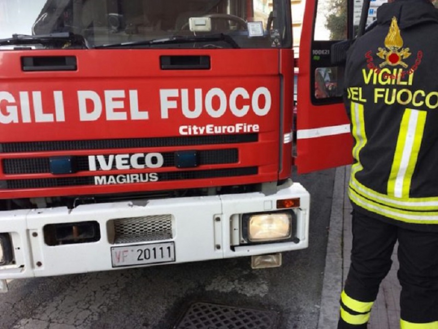 Milano, incendio ai Navigli: due morti, uno è originario della Spezia 