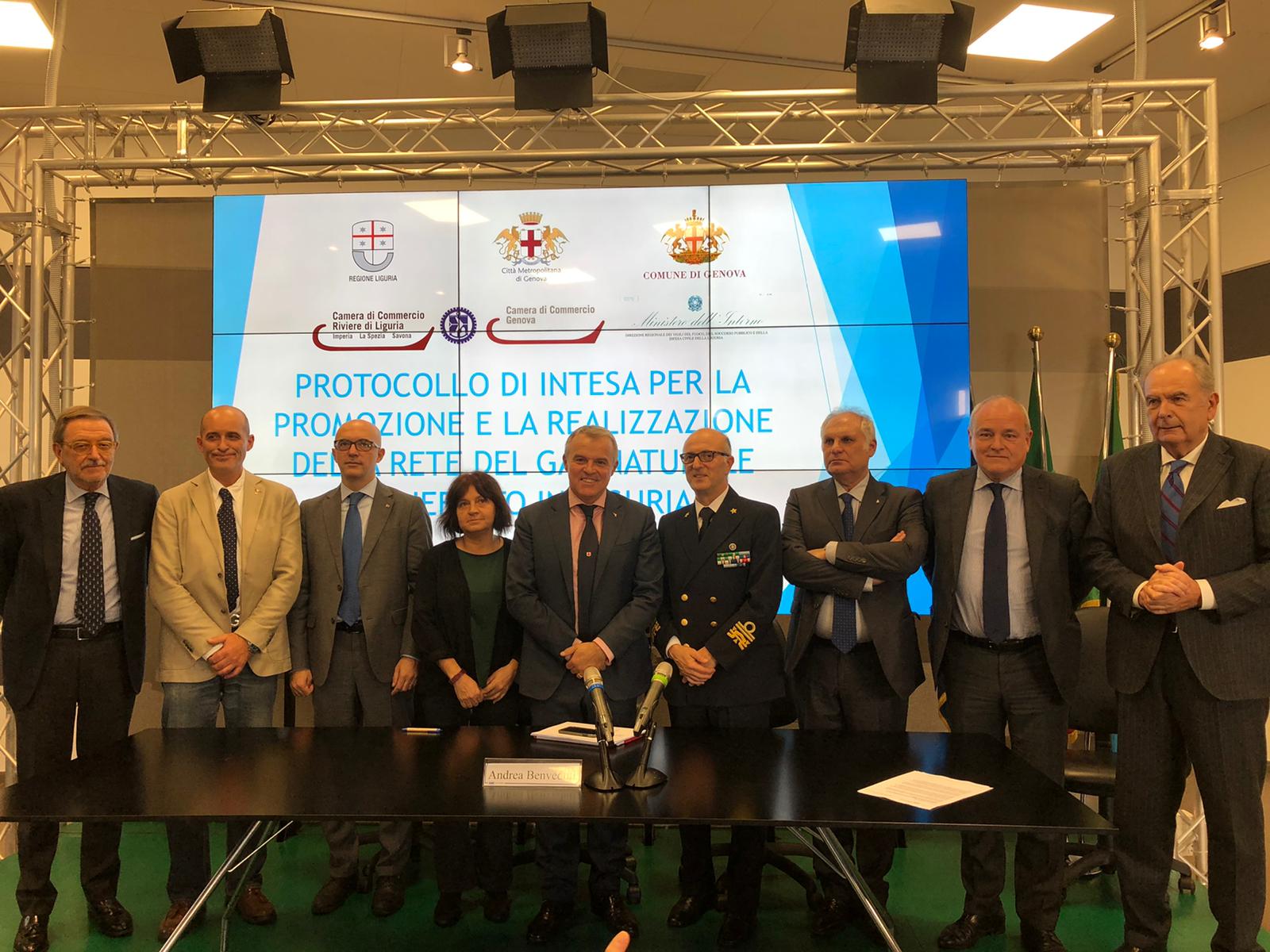 Trasporti, firmato un protocollo d’intesa per la promozione del Gnl in Liguria 