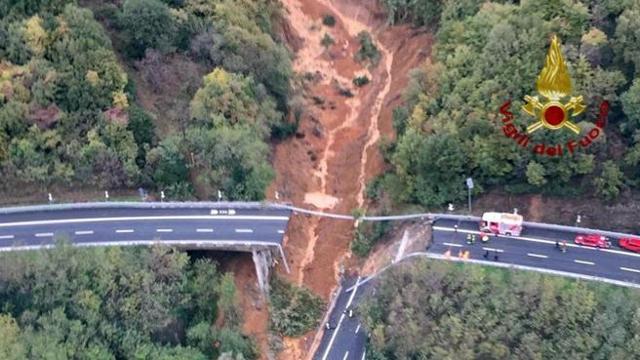 Dissequestrato il viadotto crollato in A6, una buca blocca la provinciale Cadibona