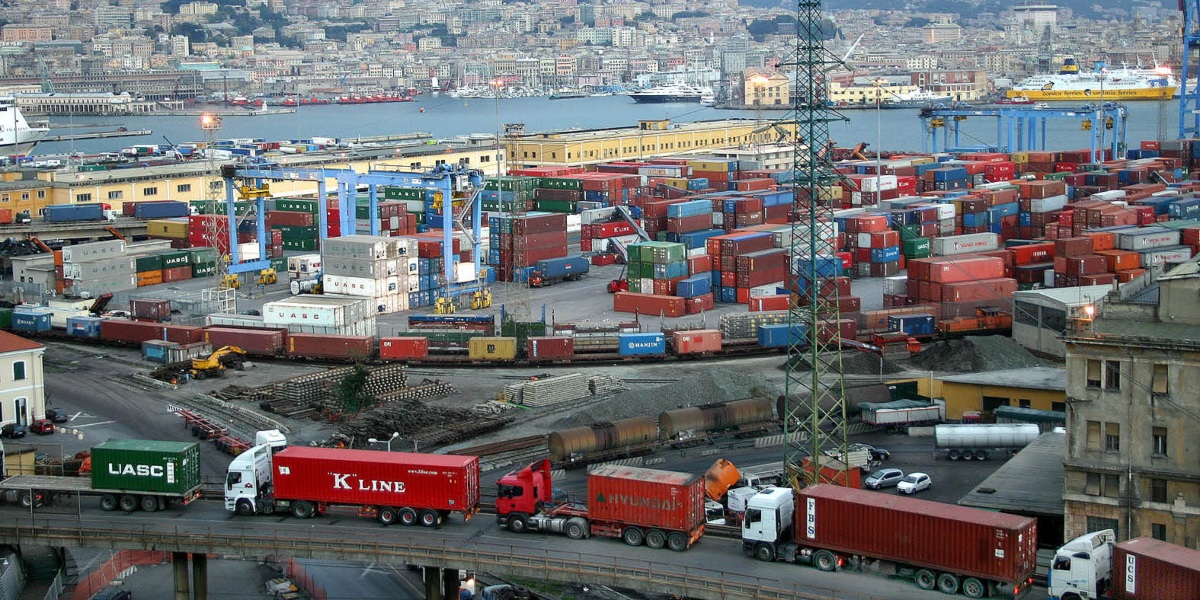 Autostrade colabrodo, due navi al mese vanno a Marghera
