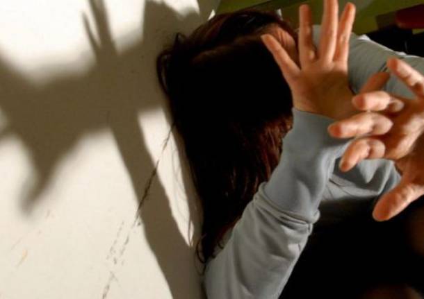 Minacce di morte e violenza in famiglia, uomo denunciato e allontanato da casa 