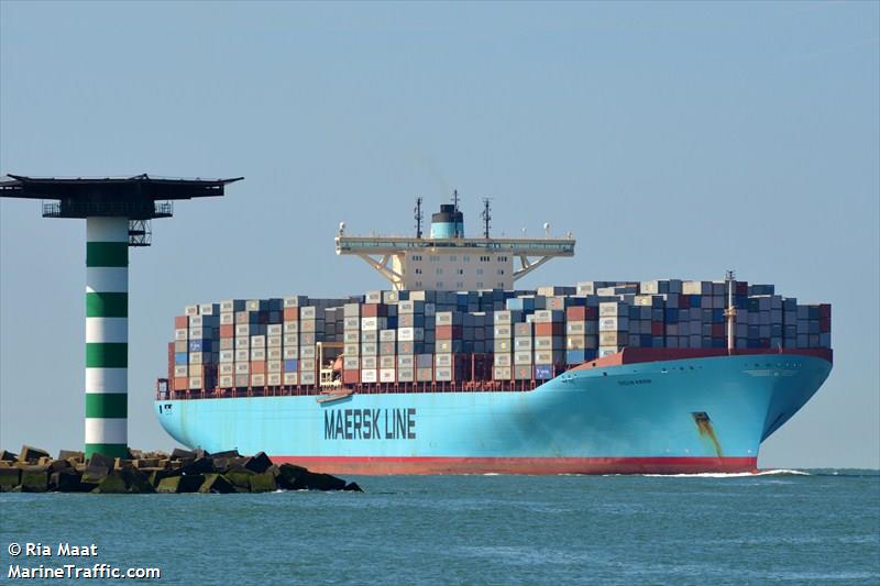 Porto di Genova, approdata la prima portacontainer Maersk da 16.700 teu 