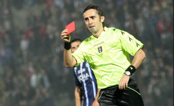 Aureliano, l'uomo VAR dei due rigori alla Fiorentina, al video anche per Inter-Sampdoria