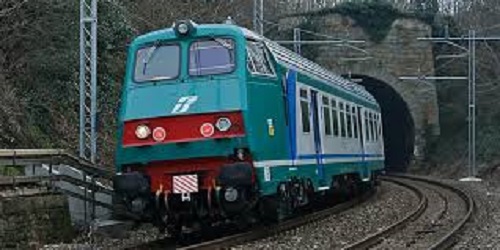 Coronavirus, crollo dei passeggeri sui treni locali del 50%