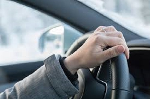 Virus, pagamento bollo auto posticipato al 31 luglio: arriva l'ok della commissione