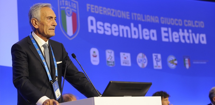 Calcio, ripartire o no: Conte, Gravina e Dal Pino decidono mercoledì