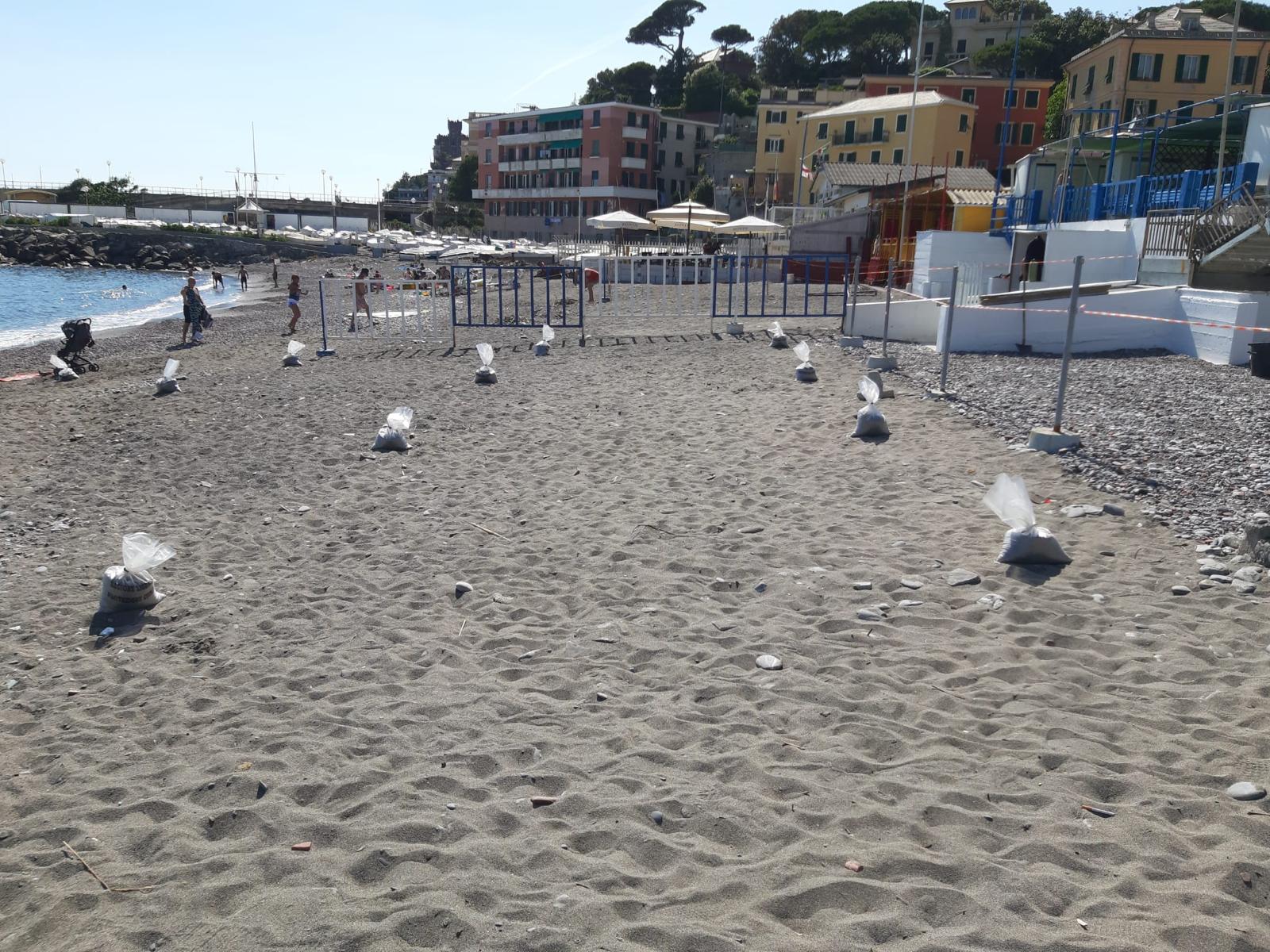 Genova, ordinanza per le spiagge e le mascherine restano obbligatorie