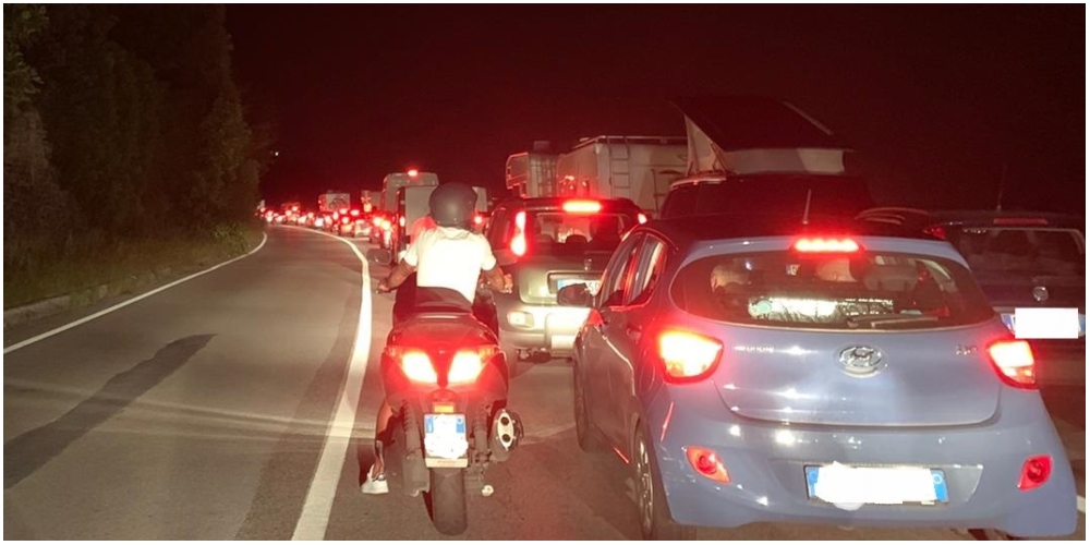 Autostrade tra cantieri e chiusure, la viabilità in tilt: sabato notte in coda sull'Aurelia 