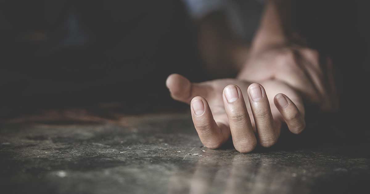 Genova, ubriaco torna a casa e picchia moglie e cognata: arrestato