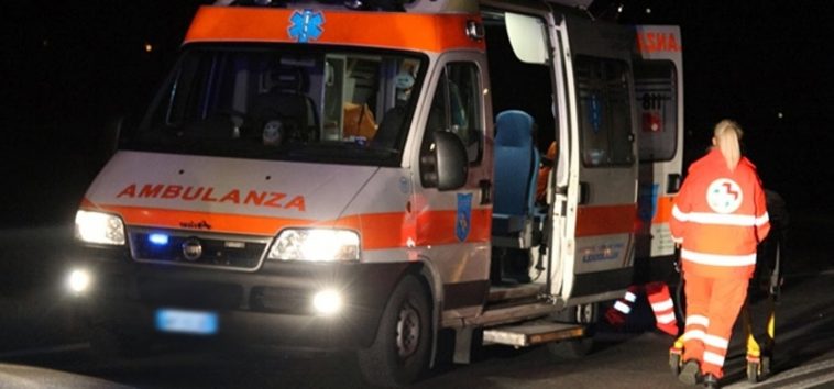Motociclista morto a Taggia, auto a fuoco sulla A10 salvi gli occupanti